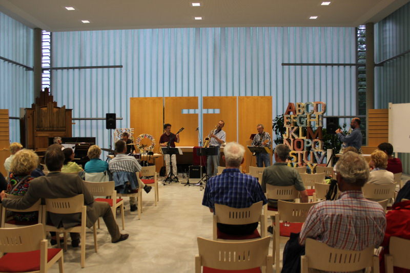 Auferstehungskirche inside